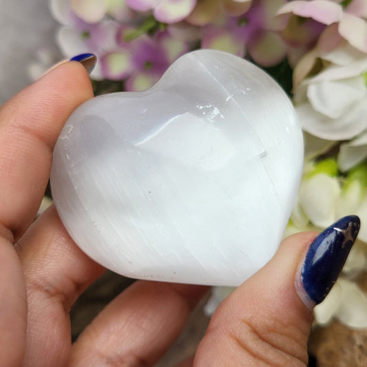 Image for edelsteen-hart-5-6-cm-seleniet-wit_1.jpg