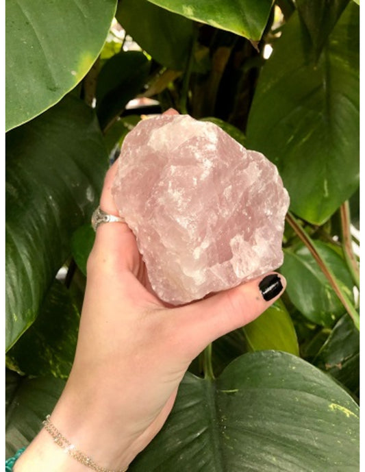 Image for rozenkwarts-brok-ruw-van-500-750-gram_1.jpg