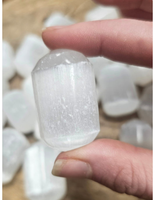 Image for seleniet-wit-trommelstenen-250-gr-mt3_1.jpg