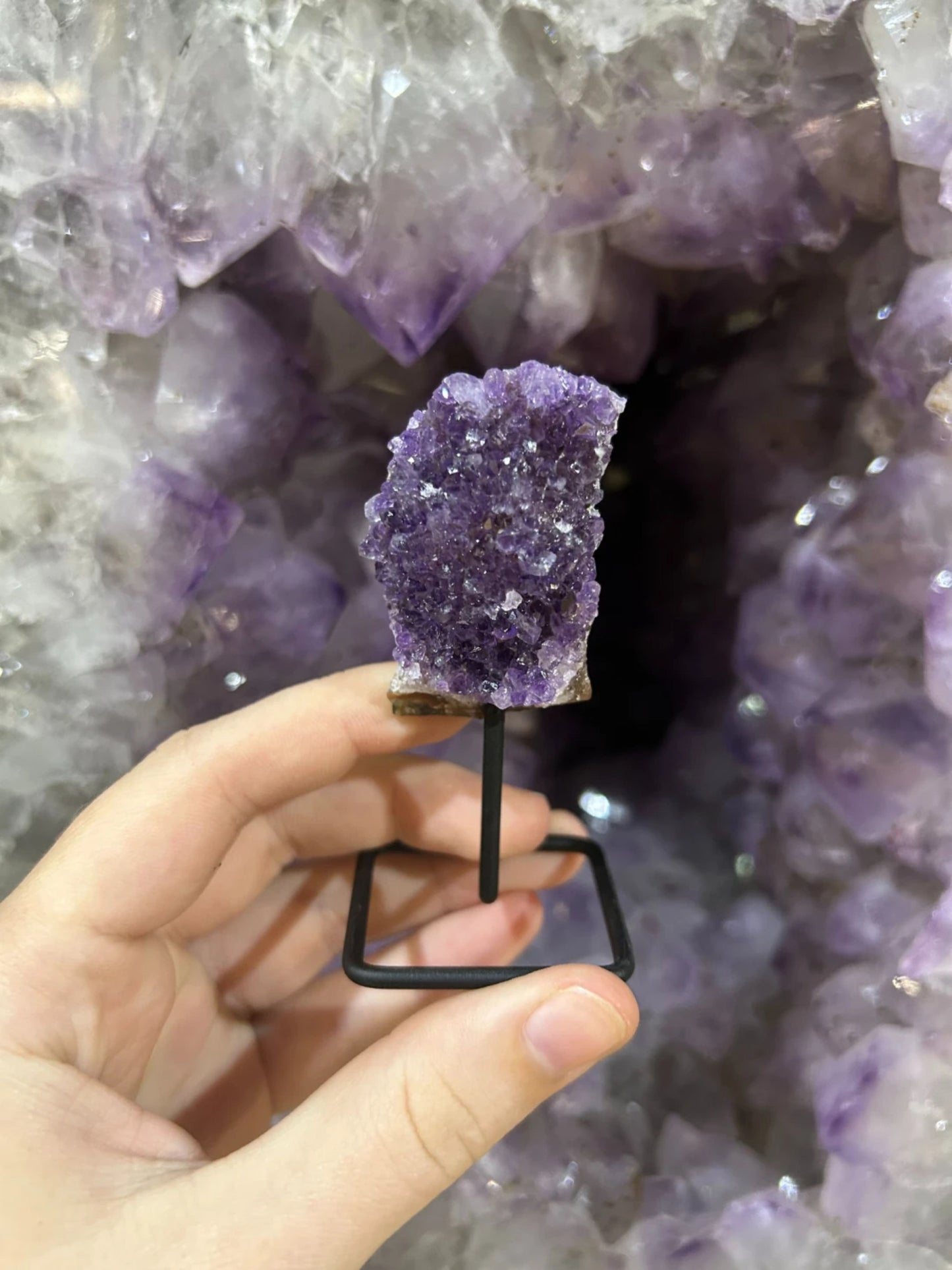 Image for amethist-op-metalen-standaard-mini-pst_1.jpg