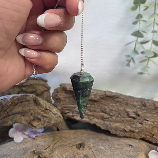 Image for pendel-facet-robijn-in-zoisiet_1.jpg