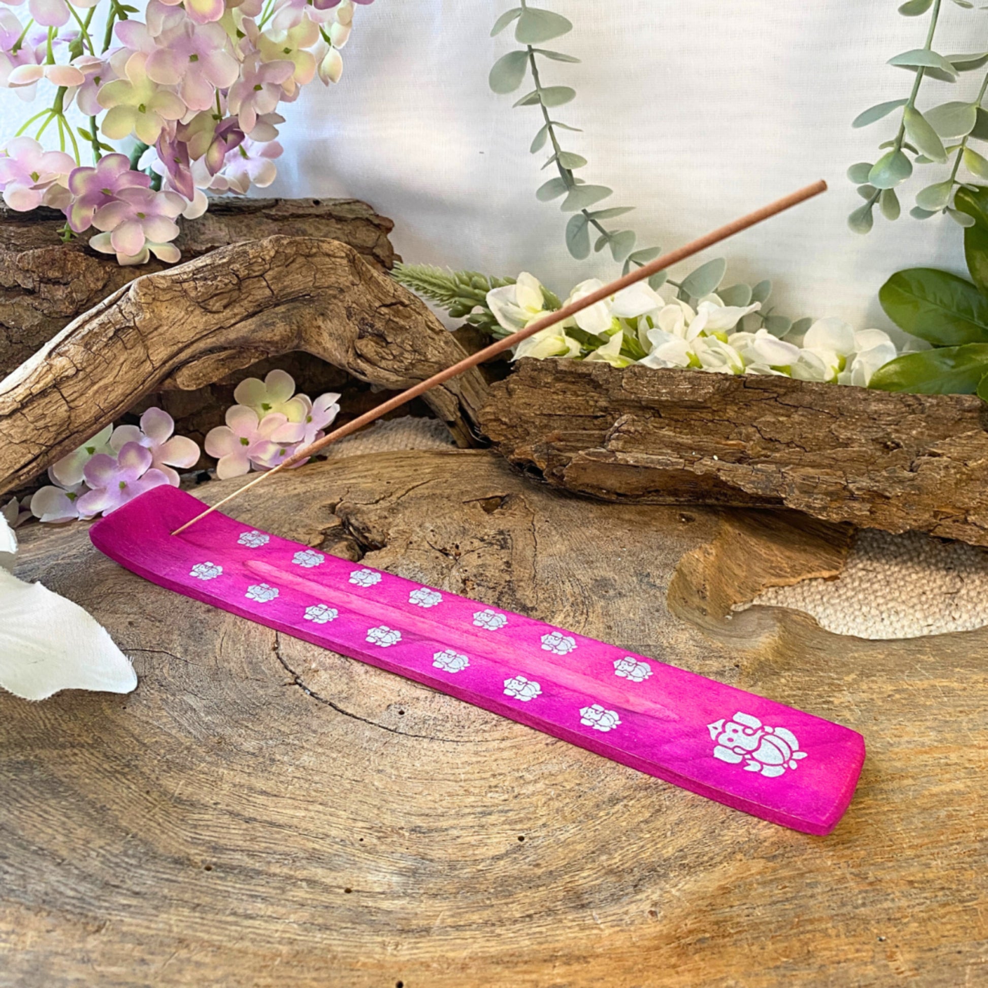 Image for plankje-hout-ganesha-roze-wierook-houder_3.jpg