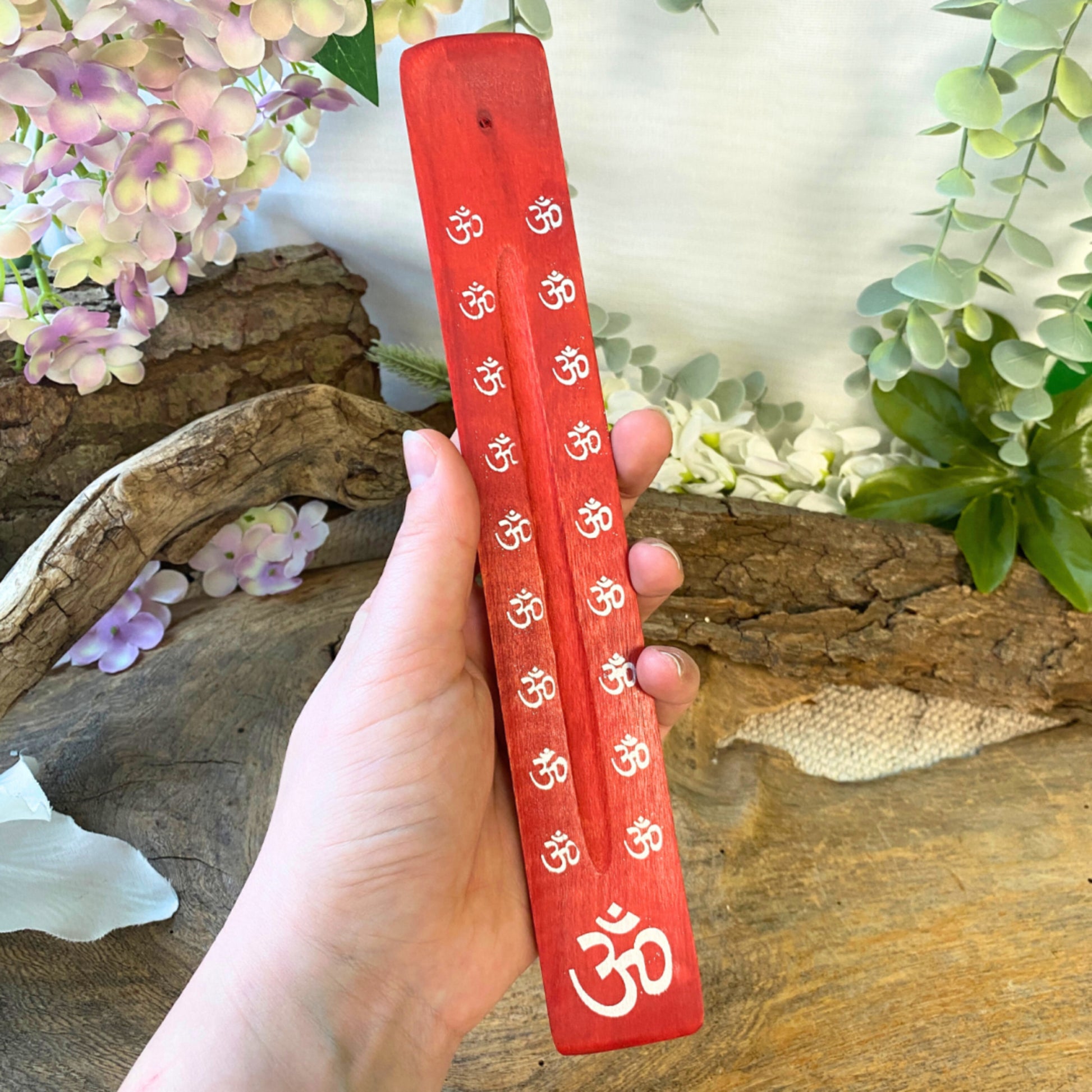 Image for plankje-hout-ohm-rood-wierook-houder_1.jpg